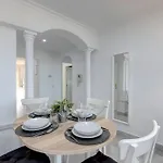 Classy Flat W/ Impressive Views *