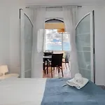 Classy Flat W/ Impressive Views * Marbella