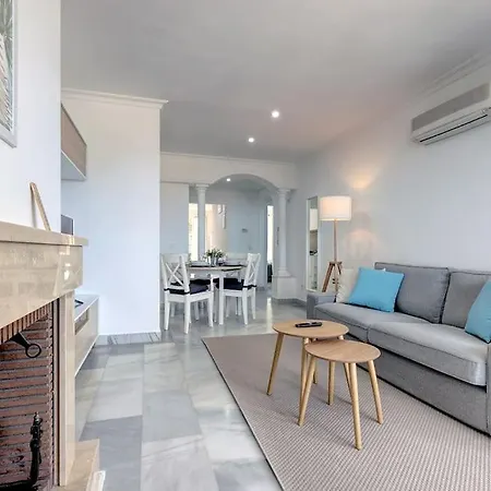 Classy Flat W/ Impressive Views 公寓