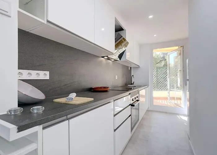 Classy Flat W/ Impressive Views * Marbella