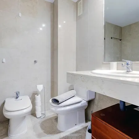Апартаменты Classy Flat W/ Impressive Views