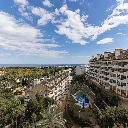Classy Flat W/ Impressive Views * Марбелья