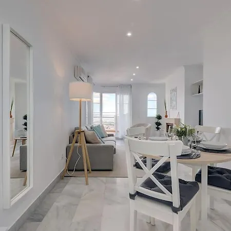 Classy Flat W/ Impressive Views Апартаменты Марбелья